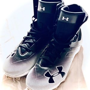 UNDER ARMOUR Highlight Football Cleats Size 11.5